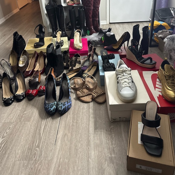 VINTAGE JEWELRY SHARE SHOW AT 5:34 PM EST ! 😍/TAGS/CHAT TO RUN ITEMS. - Picture 6 of 16